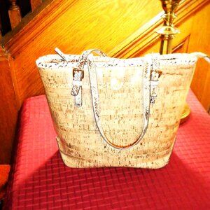 ~~~ ANNE KLEIN ~~~ HANDBAG,  Snakeskin Trim / Double Handle / Zip Top